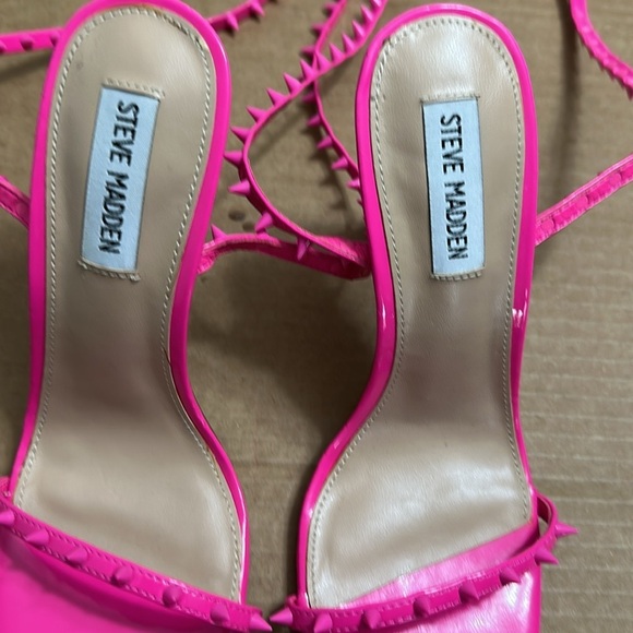 Steve Madden Uplift Lace Up Heel Sandal Barbie Pink Spike Womens Size 8 Like New - Picture 4 of 10